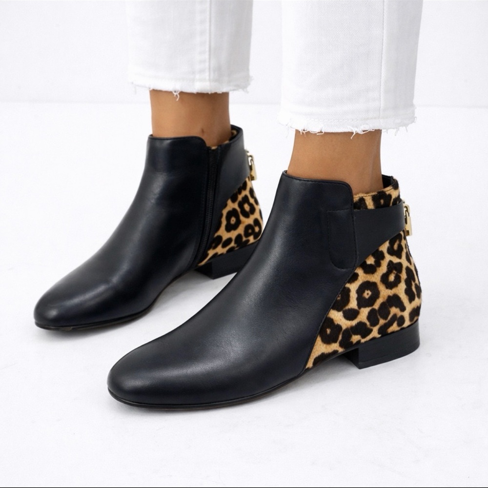 [Michael Kors] Black Leopard Printed Flat Bootie